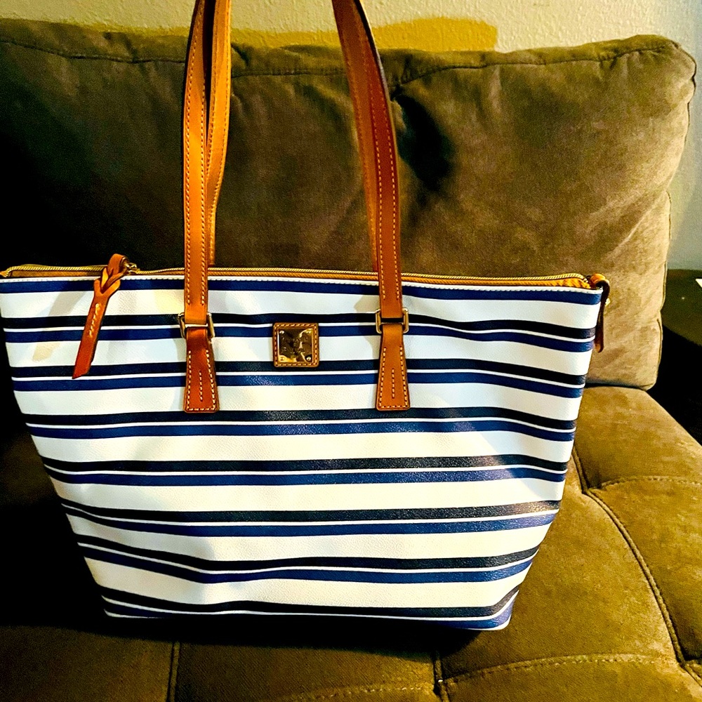 New Dooney and Bourke large tote bag MRSP248